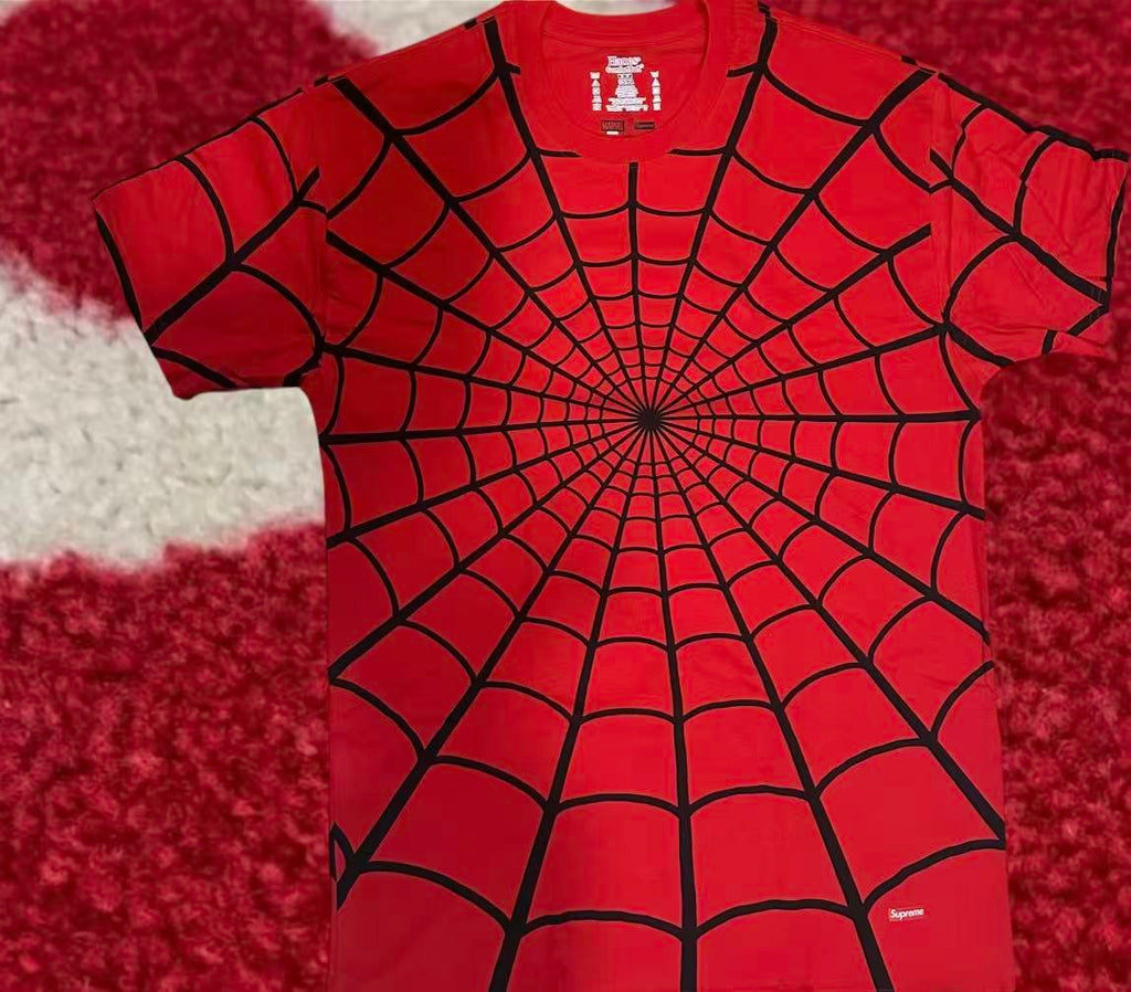 トップス Supreme x Hanes Spider-Man Tagless Supreme Hanes Spider-Man Tagless Tee Red SS26 – UniqueHype