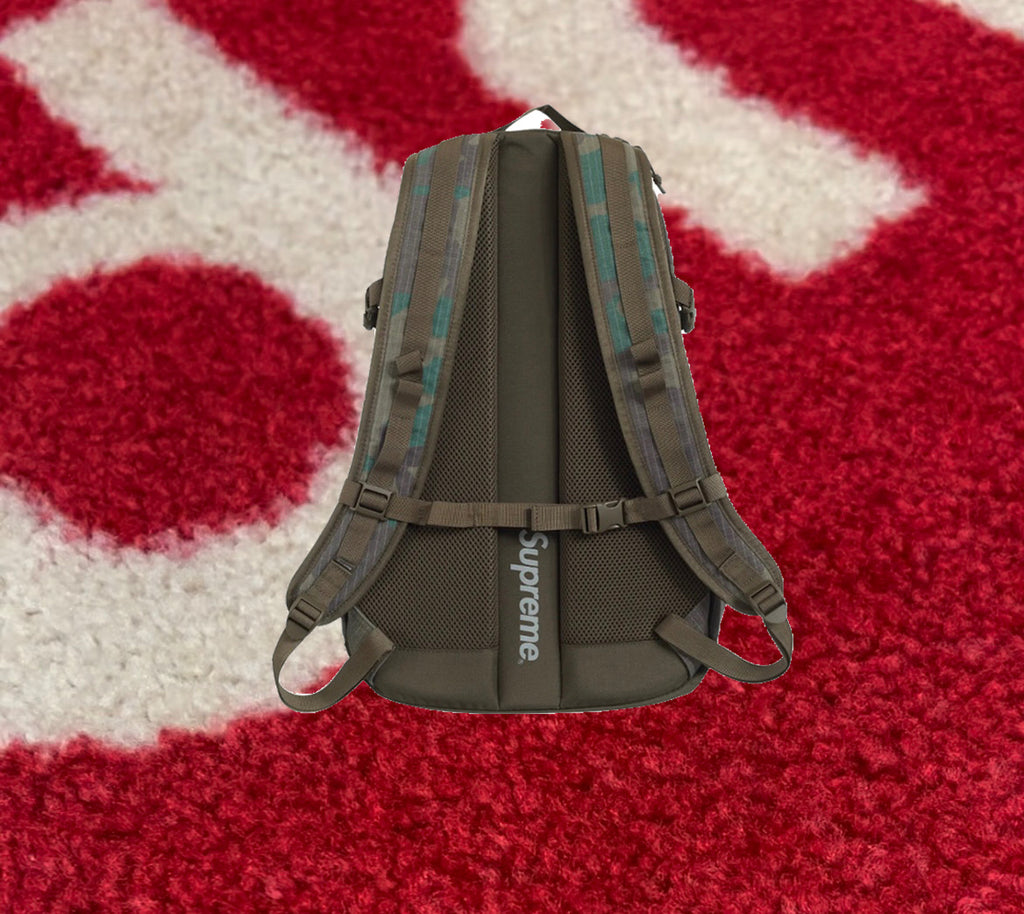 Supreme Logo Backpack’14SS Woodland Camo Supreme Tote Backpack Woodland Camo - SS19 - US
