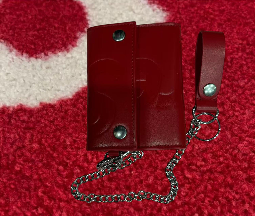 Supreme Leather Chain Wallet Red FW25 – UniqueHype