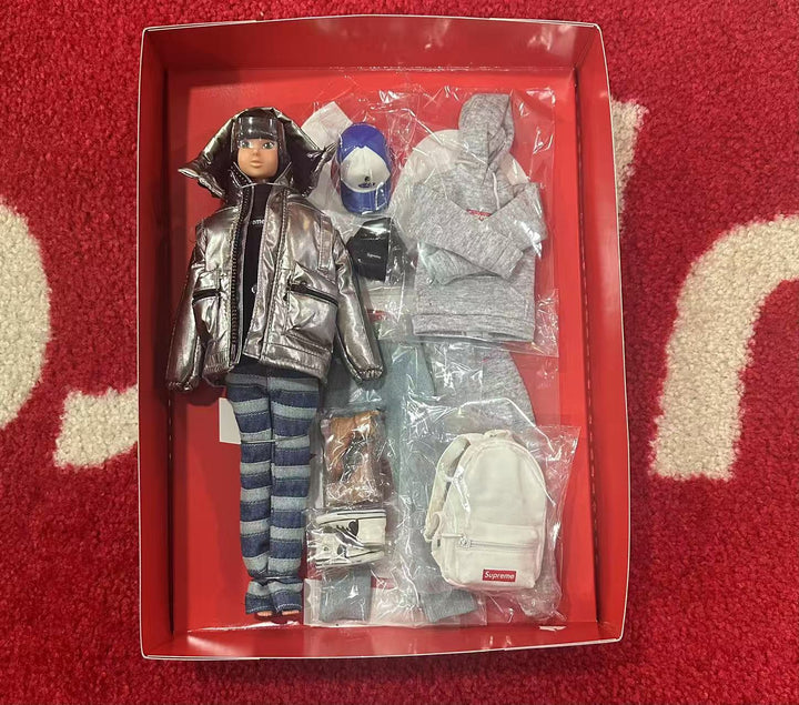 Supreme momoko doll with clothing and Accessories 12.6 X 9.4