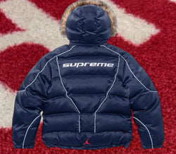 Supreme Jordan Puffer Jacket Navy FW24