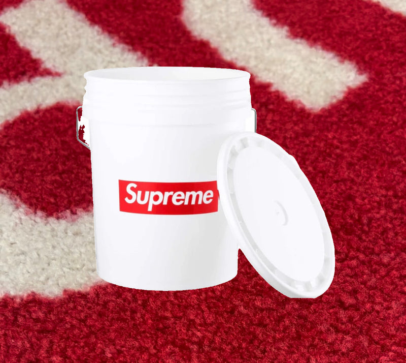 Supreme シュプリーム LEAKTITE 5-Gallon Bucket Supreme / LEAKTITE 5-Gallon Bucket バケツ - メルカリ