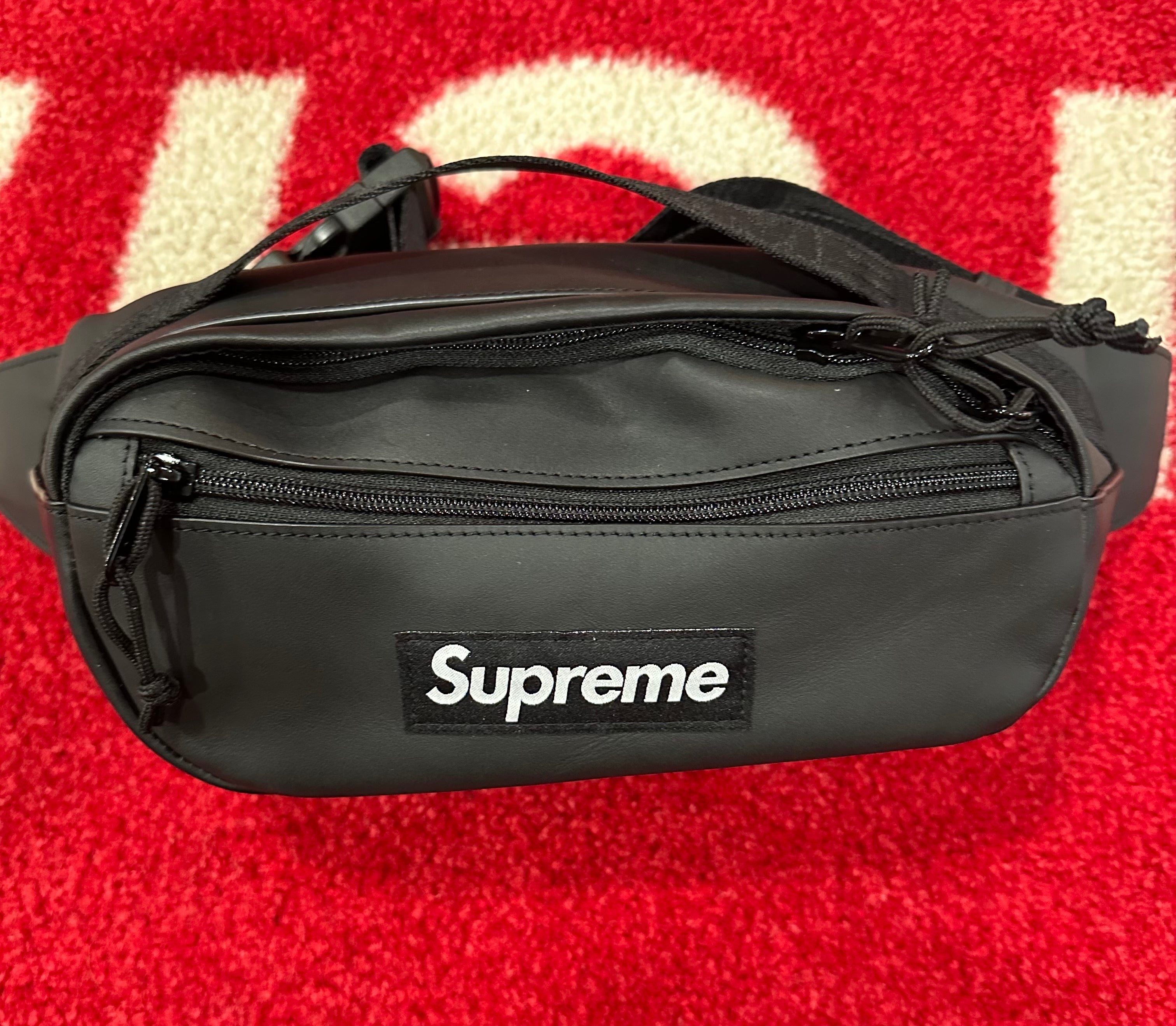 バッグ supreme leather waist bag BLACK 24FW Supreme Leather Waist Bag 