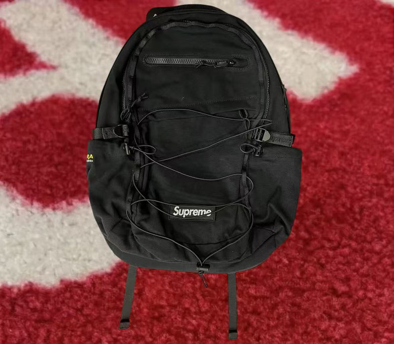 Supreme Logo Backpack Black SS25 – UniqueHype