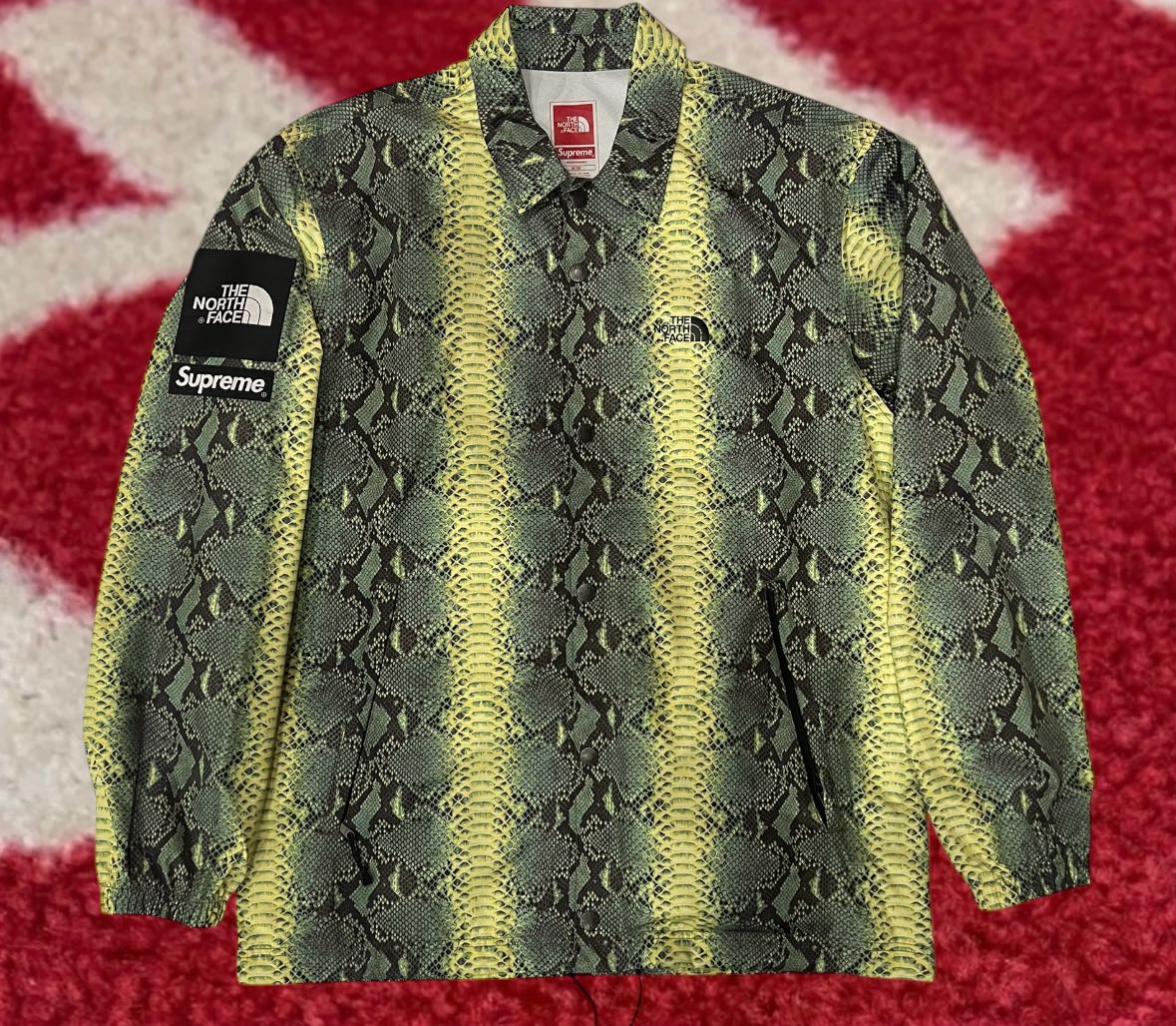 THE NORTH FACE × Supreme snake coaches M Supreme The North Face Snakeskin Taped Seam Coaches Jacket