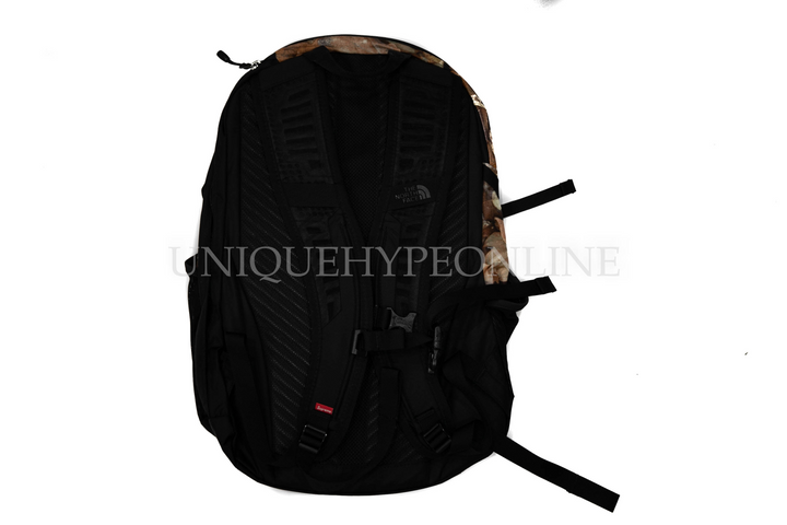 Supreme leaves backpack sales